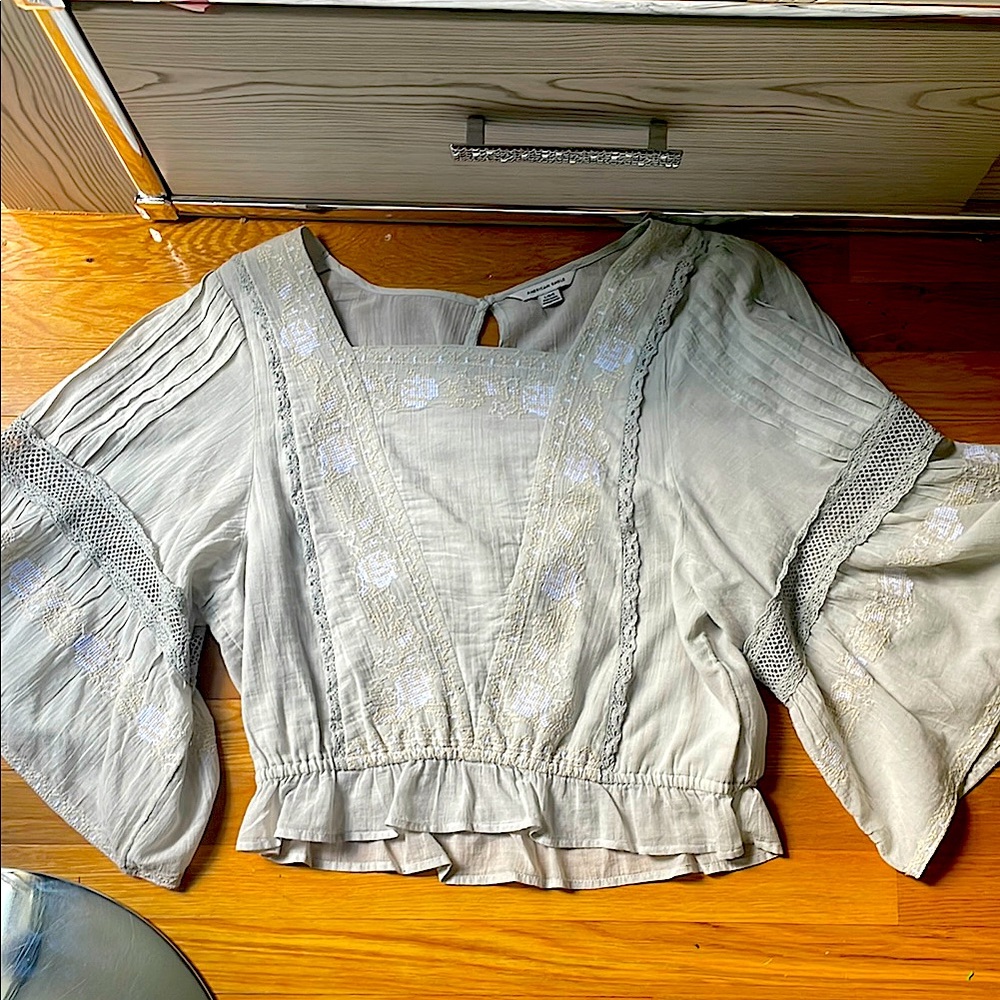 American Eagle Outfitters Gray Blouse with Puff Sleeves and Bib Collar